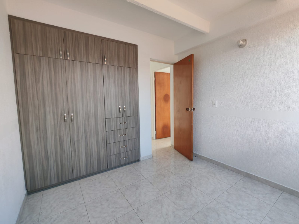 Apartamento en venta en Prado Pinzon, Bogotá · foto 8 de 17