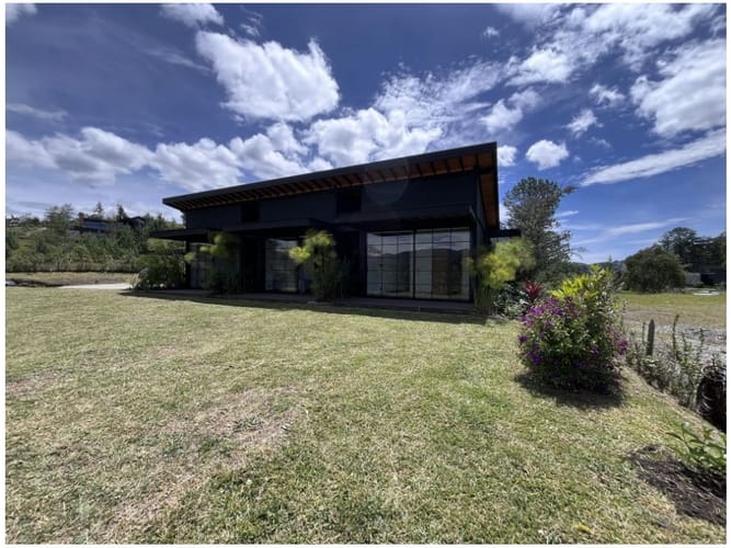 Casa de 4 alcobas en venta en Pantanillo, El Retiro, 416 m² · foto 3 de 17