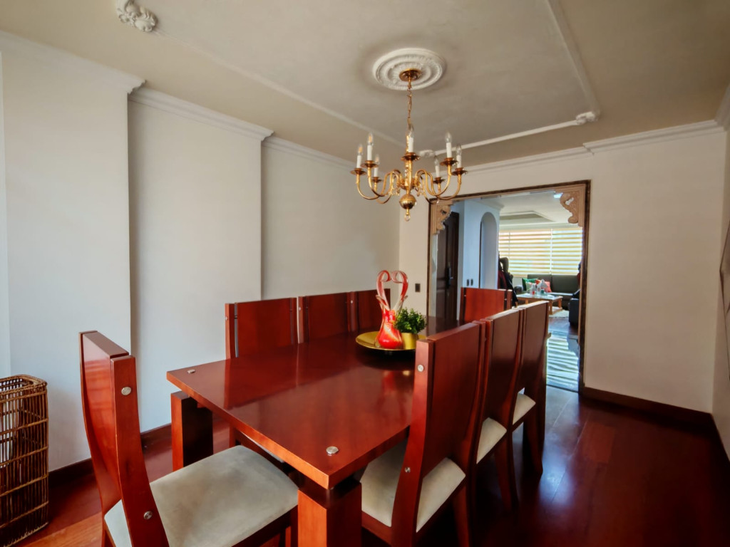Apartamento en venta en Santa Barbara Central, Bogotá · foto 6 de 24