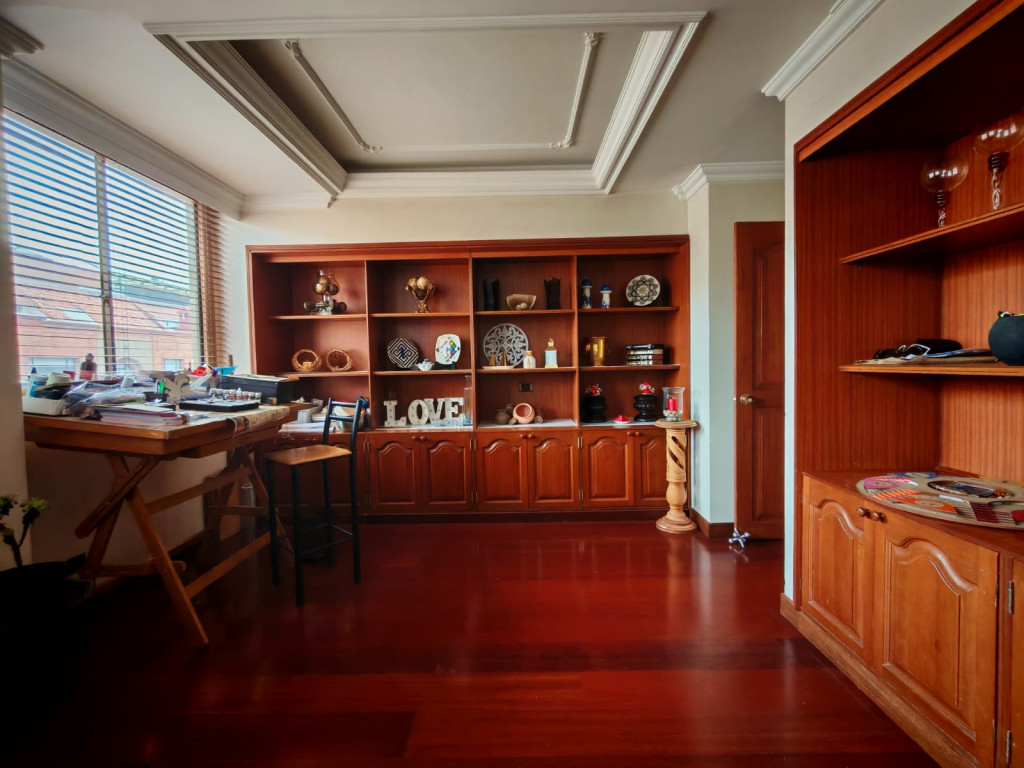 Apartamento en venta en Santa Barbara Central, Bogotá · foto 9 de 24