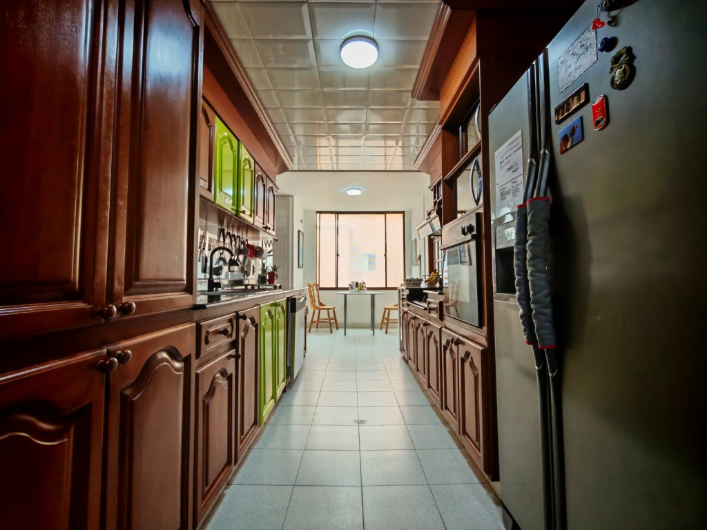 Apartamento en venta en Santa Barbara Central, Bogotá · foto 11 de 24