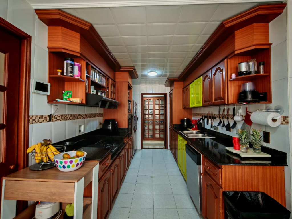 Apartamento en venta en Santa Barbara Central, Bogotá · foto 12 de 24