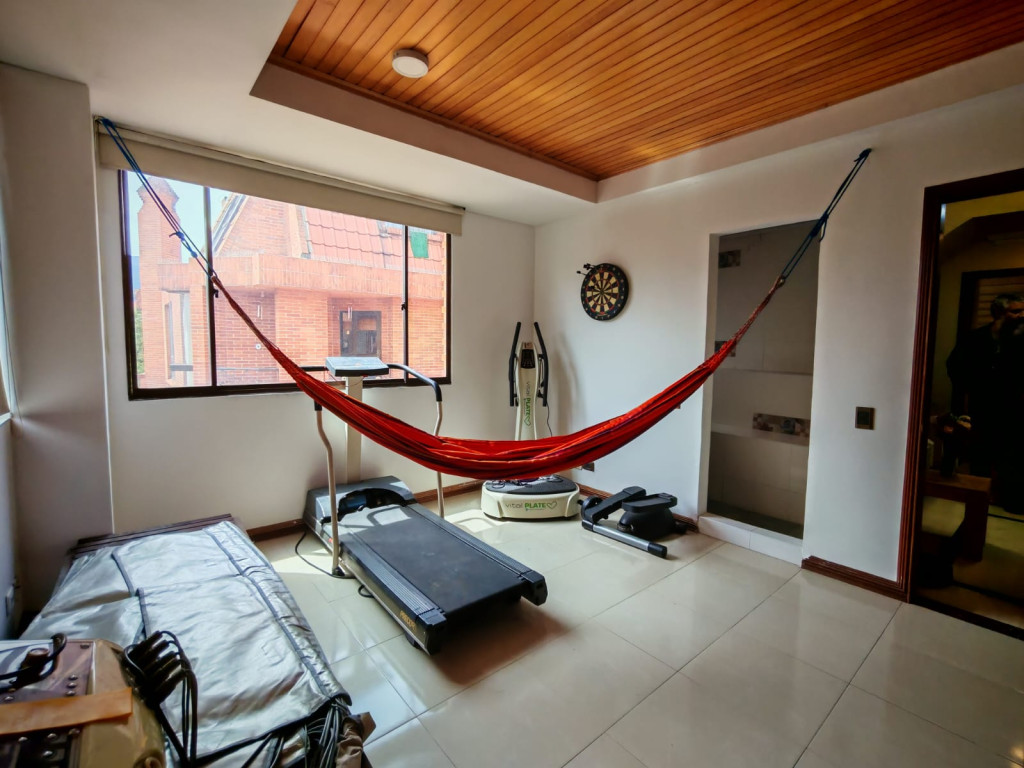 Apartamento en venta en Santa Barbara Central, Bogotá · foto 16 de 24