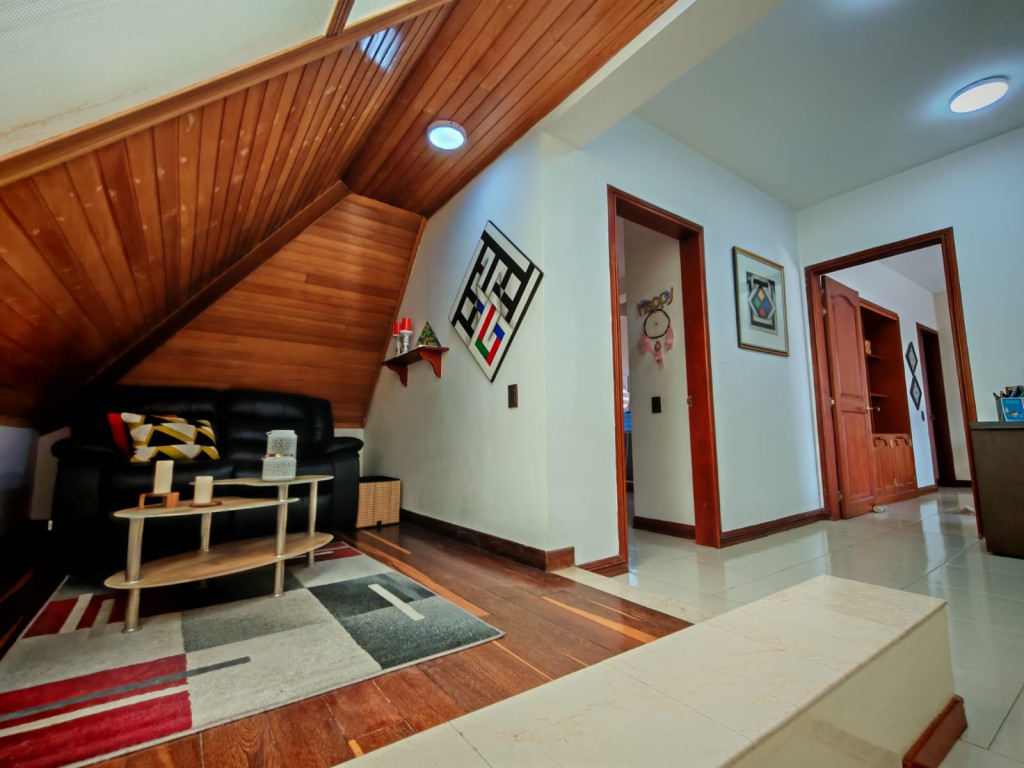 Apartamento en venta en Santa Barbara Central, Bogotá · foto 18 de 24