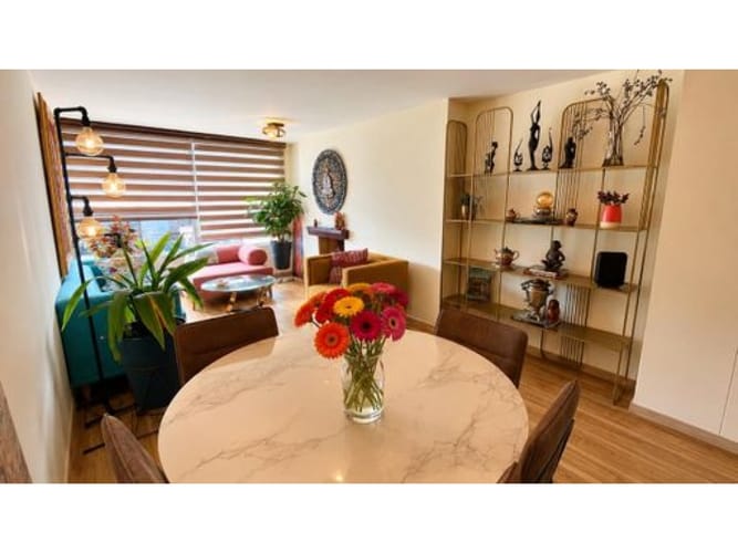 Apartamento de 3 alcobas en venta en Cedritos, Bogotá, 88 m² · foto 4 de 14