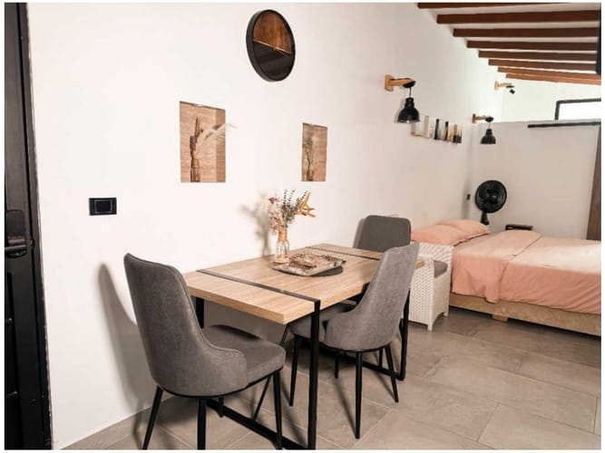 Casa de 4 alcobas en venta en Los Naranjos, Medellín, 112 m² · foto 5 de 16