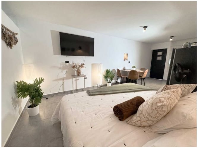 Casa de 4 alcobas en venta en Los Naranjos, Medellín, 112 m² · foto 7 de 16