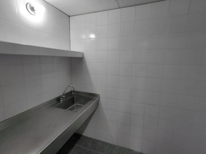 Oficina en arriendo en Rodeo Alto, Medellín, 176 m² · foto 10 de 12