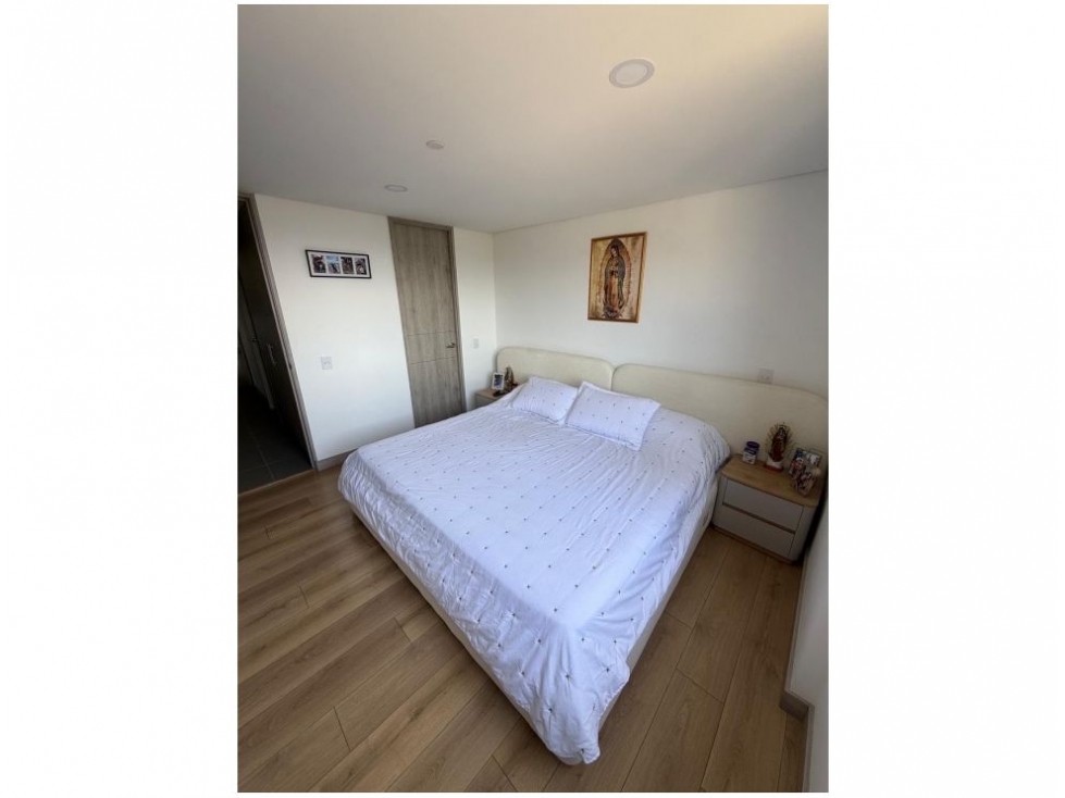 Apartamento en venta en La Abadia, Medellín · foto 9 de 13