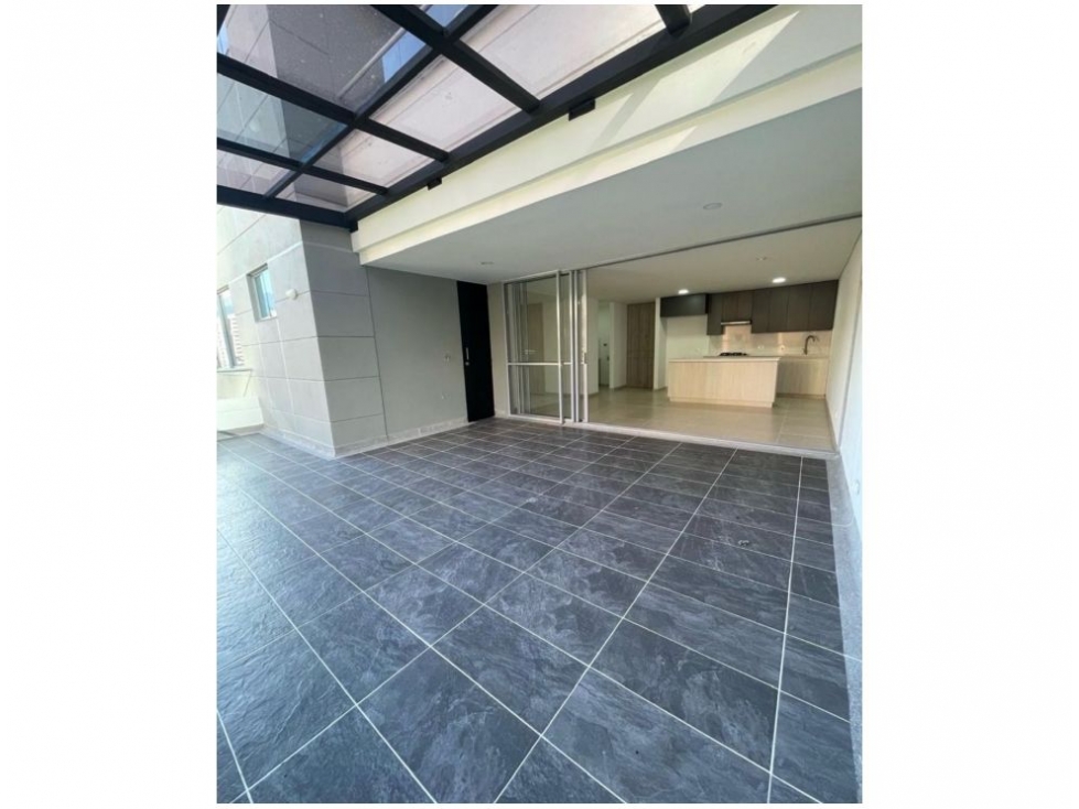 Apartamento en venta en Camino Verde, Envigado · foto 2 de 10