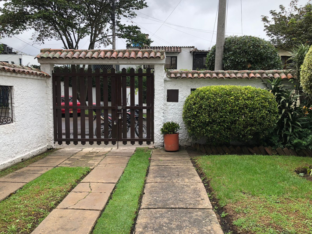 Casa en venta en Las Villas, Bogotá · foto 4 de 24