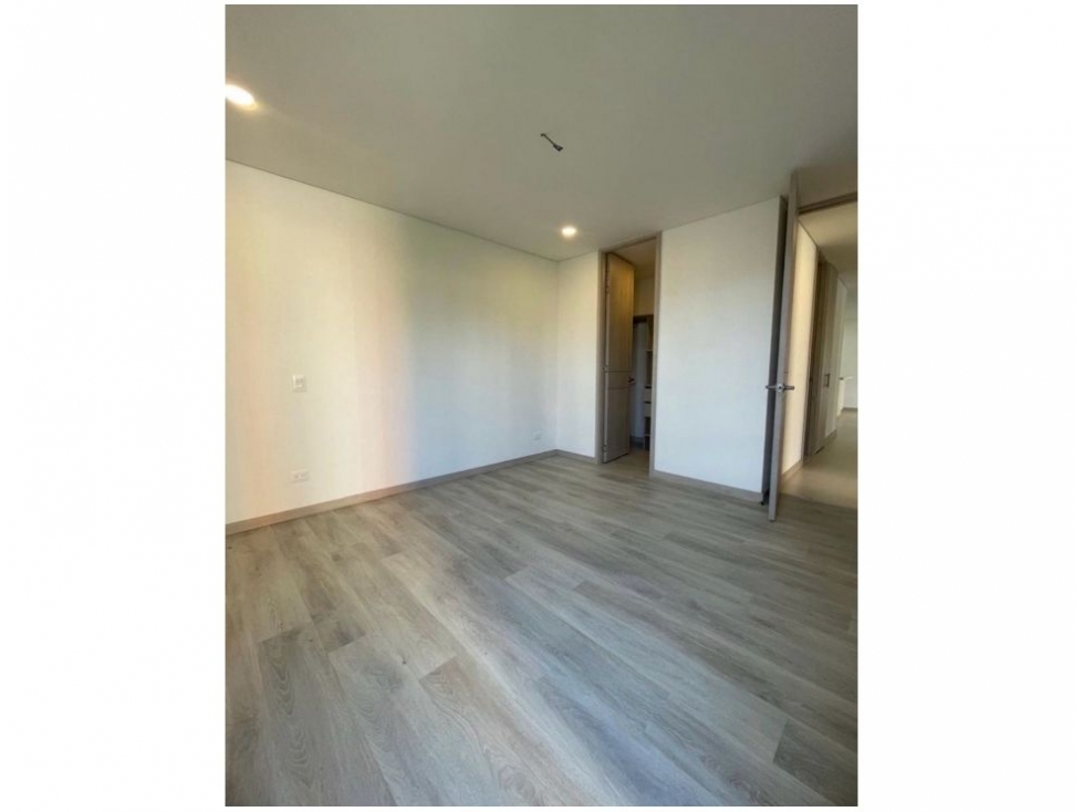 Apartamento en venta en Camino Verde, Envigado · foto 9 de 10