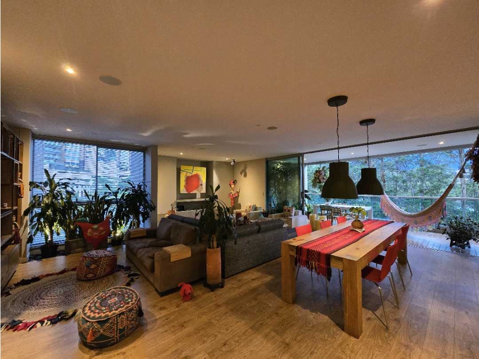 Apartamento en venta en Los Balsos, Medellín · foto 2 de 24
