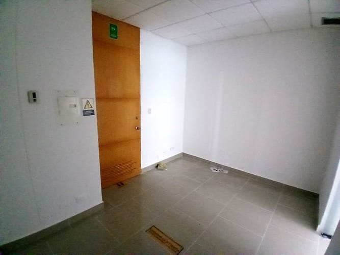 Consultorio en venta en Portal De Genovés, Barranquilla, 37 m² · foto 4 de 6