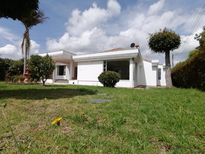 Casa de 3 alcobas en venta en Santa Lucia, Chía, 350 m² · foto 3 de 24