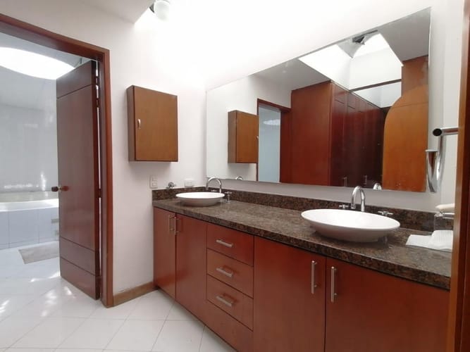 Casa de 3 alcobas en venta en Santa Lucia, Chía, 350 m² · foto 12 de 24