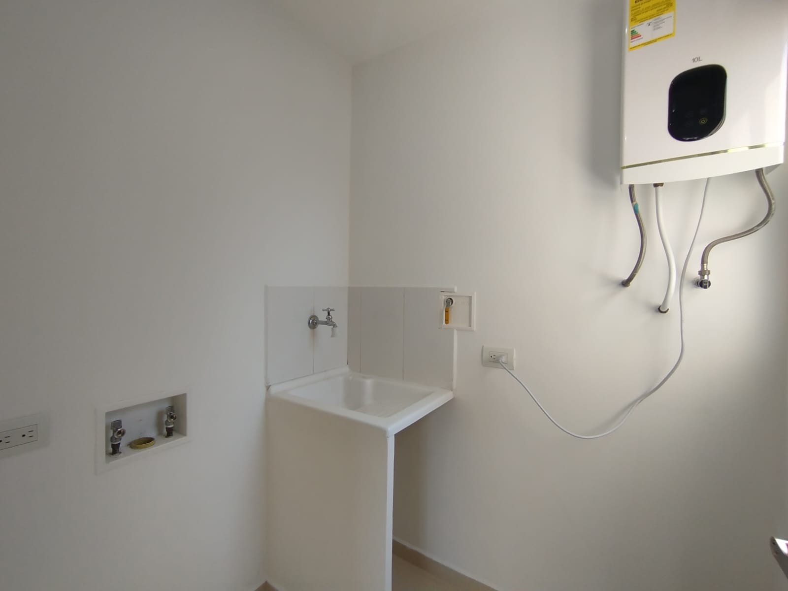 Apartamento en arriendo en Centro, Rionegro · foto 9 de 14