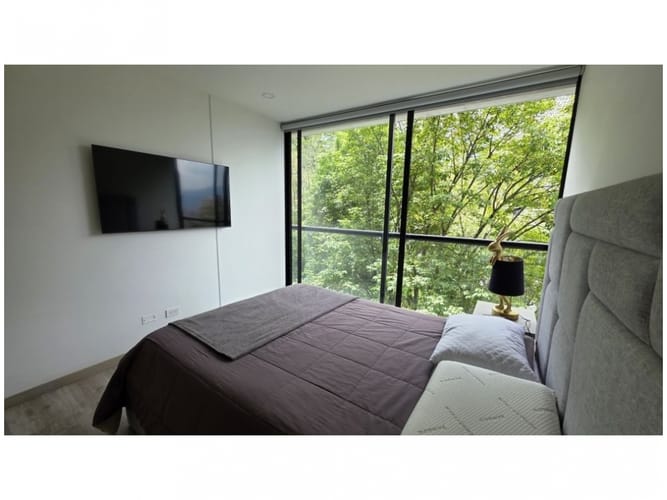Apartamento de 2 alcobas en venta en El Poblado, Medellín, 102 m² · foto 13 de 21