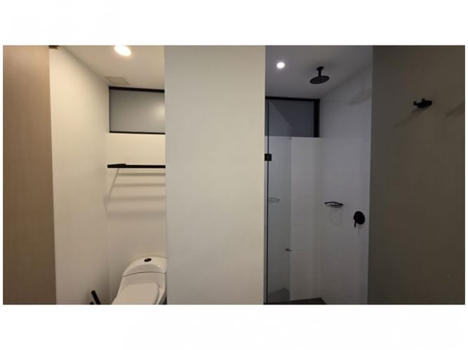 Apartamento de 2 alcobas en venta en El Poblado, Medellín, 102 m² · foto 21 de 21