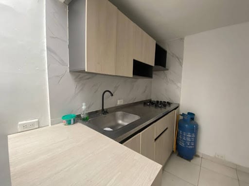 Apartaestudio en arriendo en Bosques De San Pablo, Medellín, 32 m² · foto 2 de 14