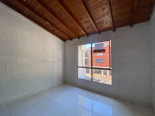 Apartaestudio en arriendo en Bosques De San Pablo, Medellín, 32 m² · foto 10 de 14