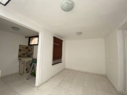 Apartaestudio en arriendo en Bosques De San Pablo, Medellín, 32 m² · foto 14 de 14