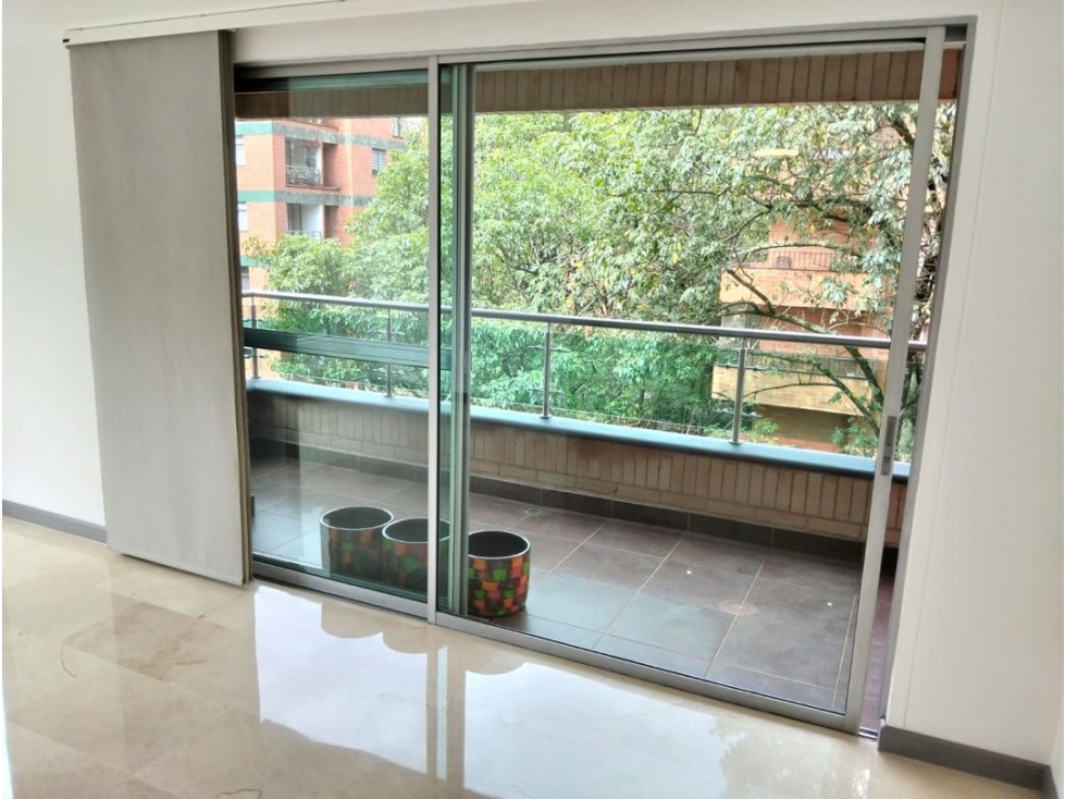Apartamento en venta en Zuñiga, Medellín · foto 2 de 24