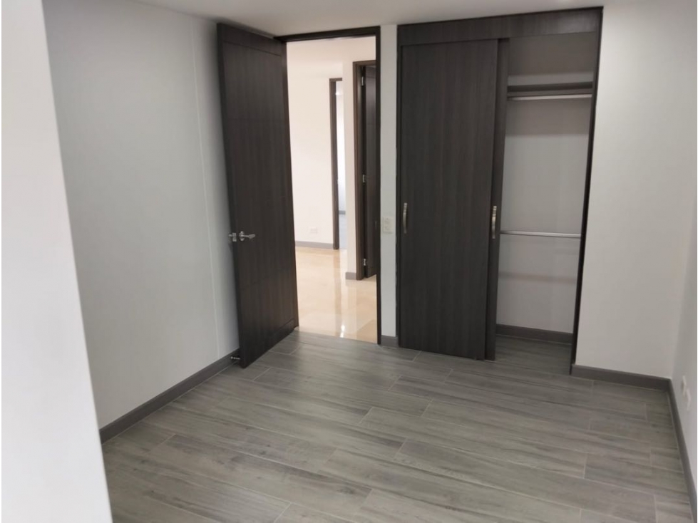 Apartamento en venta en Zuñiga, Medellín · foto 11 de 24