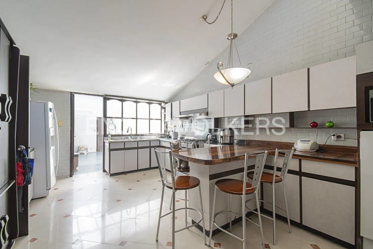 Casa de 4 alcobas en venta en Santa Ana, Bogotá, 450 m² · foto 9 de 18