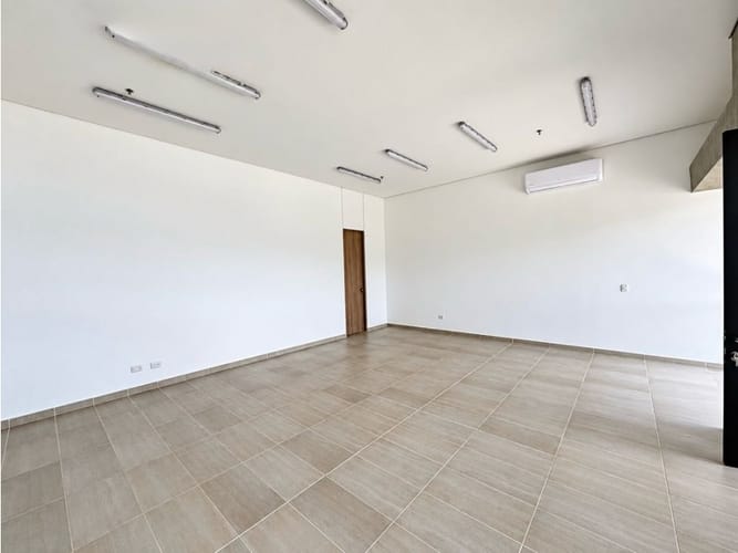 Local en arriendo en Rio Alto, Barranquilla, 50 m² · foto 2 de 4