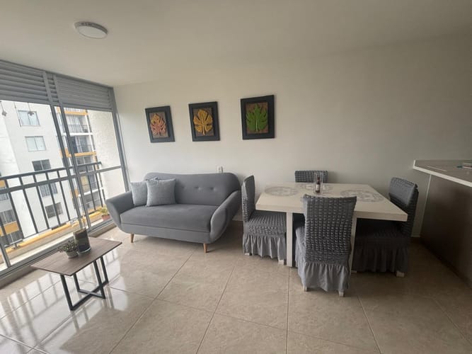 Apartamento de 2 alcobas en venta en Las Mercedes, Jamundí, 55 m² · foto 2 de 18