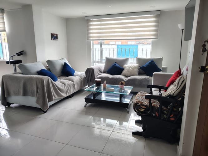 Apartamento en venta en Antonio Granados, Bogotá · foto 2 de 18