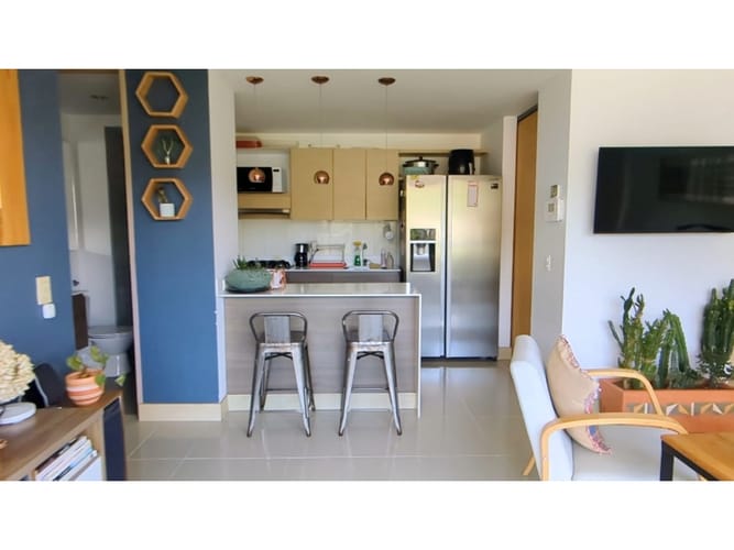 Apartamento de 3 alcobas en venta en El Poblado, Medellín, 72 m² · foto 5 de 22