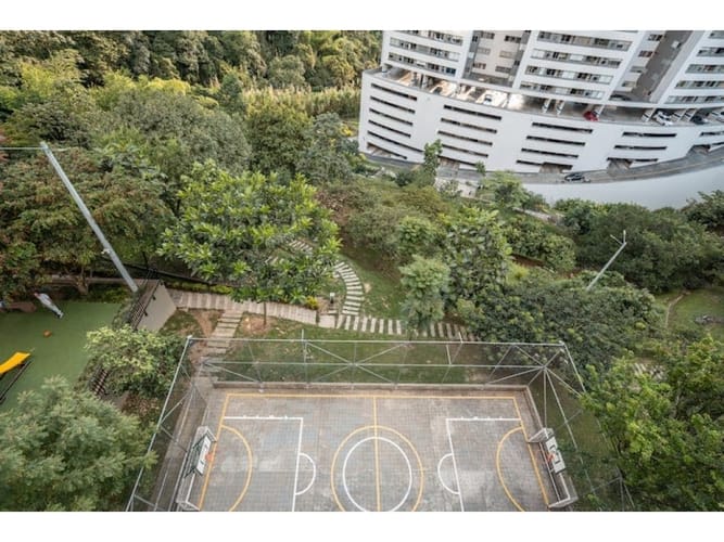 Apartamento de 3 alcobas en venta en El Poblado, Medellín, 72 m² · foto 13 de 22