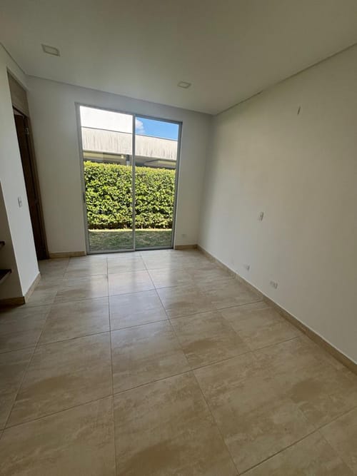 Casa de 3 alcobas en venta en Las Mercedes, Jamundí, 200 m² · foto 9 de 18