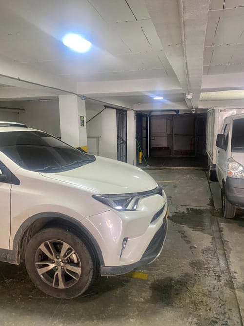 Edificio en venta en El Limonar, Cali, 700 m² · foto 11 de 11