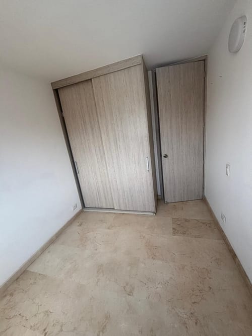 Apartamento de 2 alcobas en venta en Las Mercedes, Jamundí, 44 m² · foto 5 de 6