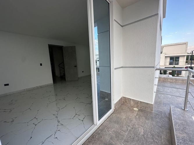 Casa de 5 alcobas en venta en Las Mercedes, Jamundí, 460 m² · foto 8 de 23