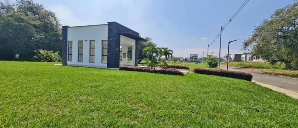 Casa de 5 alcobas en venta en Las Mercedes, Jamundí, 460 m² · foto 22 de 23