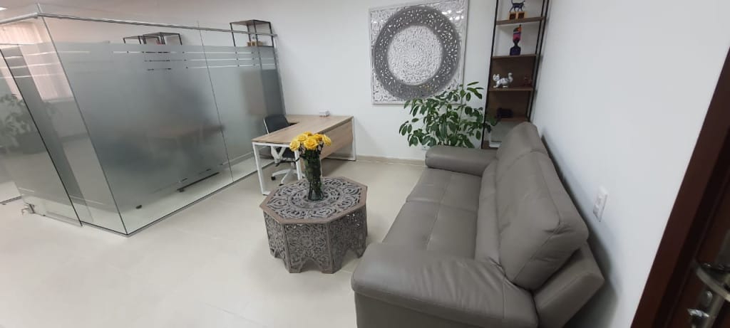 Oficina en arriendo en San Pedro, Cali, 105 m² · foto 2 de 24