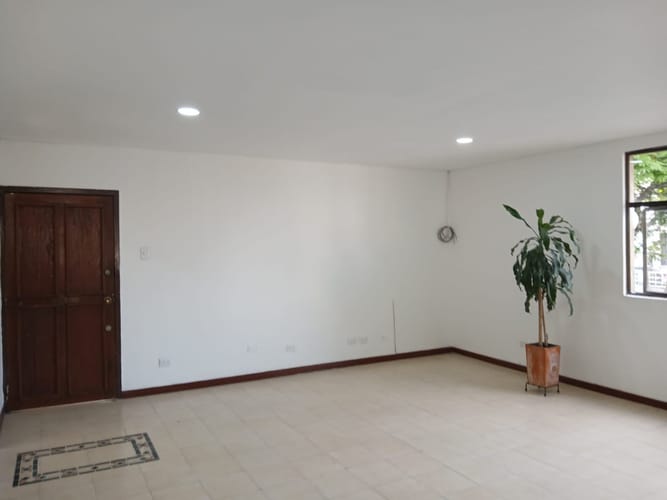 Oficina en venta en Santa Monica, Cali, 82 m² · foto 5 de 15