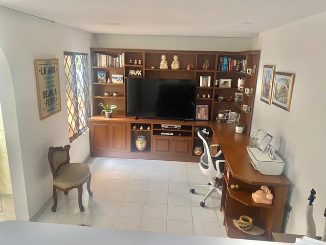 Casa de 6 alcobas en venta en La Flora, Cali, 294 m² · foto 9 de 24