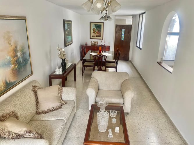 Casa de 6 alcobas en venta en La Flora, Cali, 294 m² · foto 22 de 24