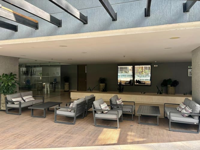 Apartamento de 3 alcobas en venta en Altos De Guadalupe, Cali, 206 m² · foto 19 de 20