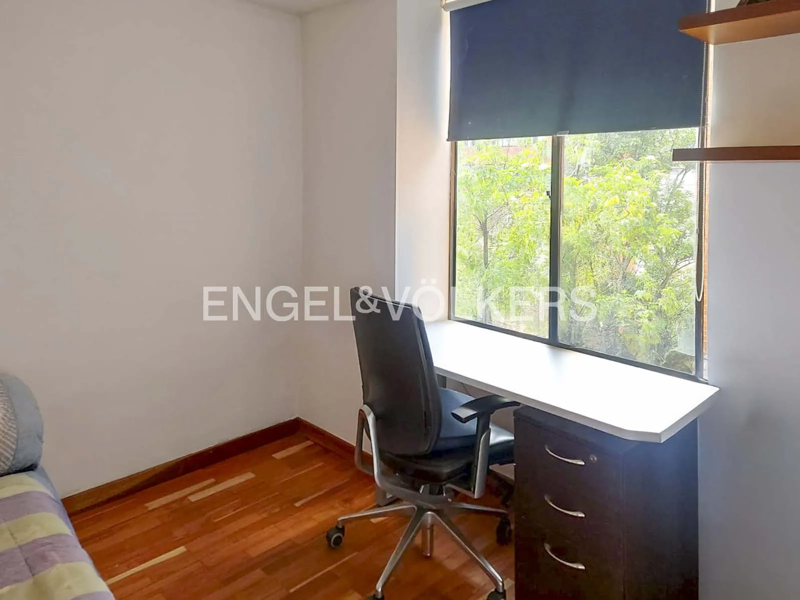 Apartamento en venta en Los Rosales, Bogotá · foto 8 de 10