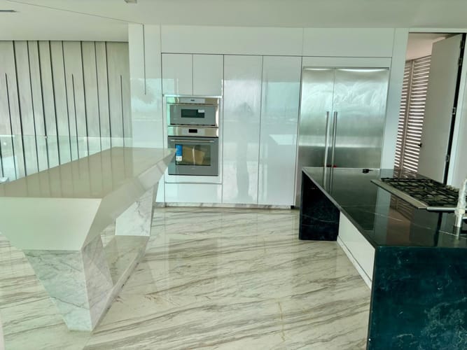 Casa de 5 alcobas en venta en Ciudad Jardin, Cali, 1222 m² · foto 3 de 24
