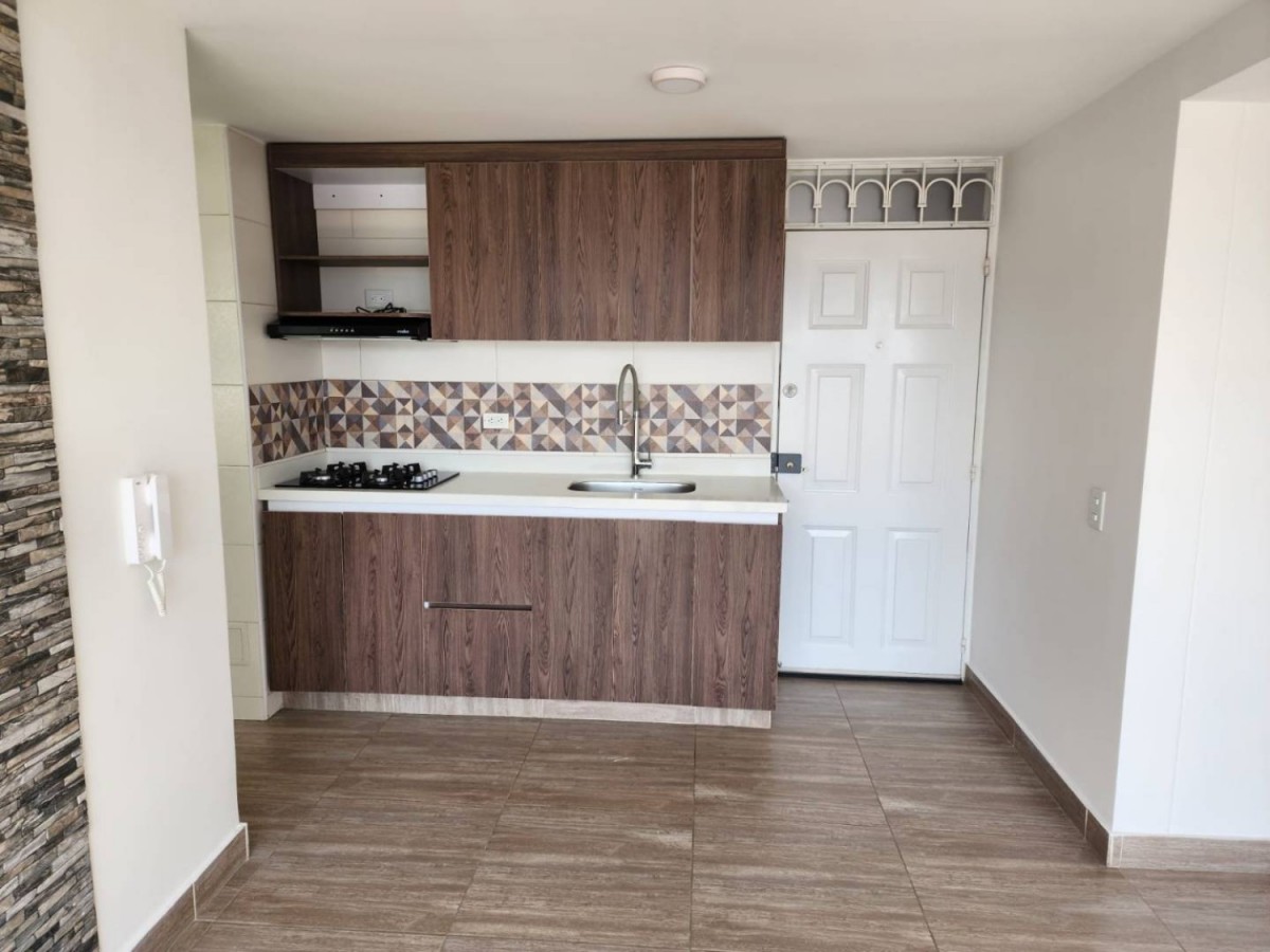 Apartamento en venta en Santa Lucia, Bogotá · foto 3 de 19