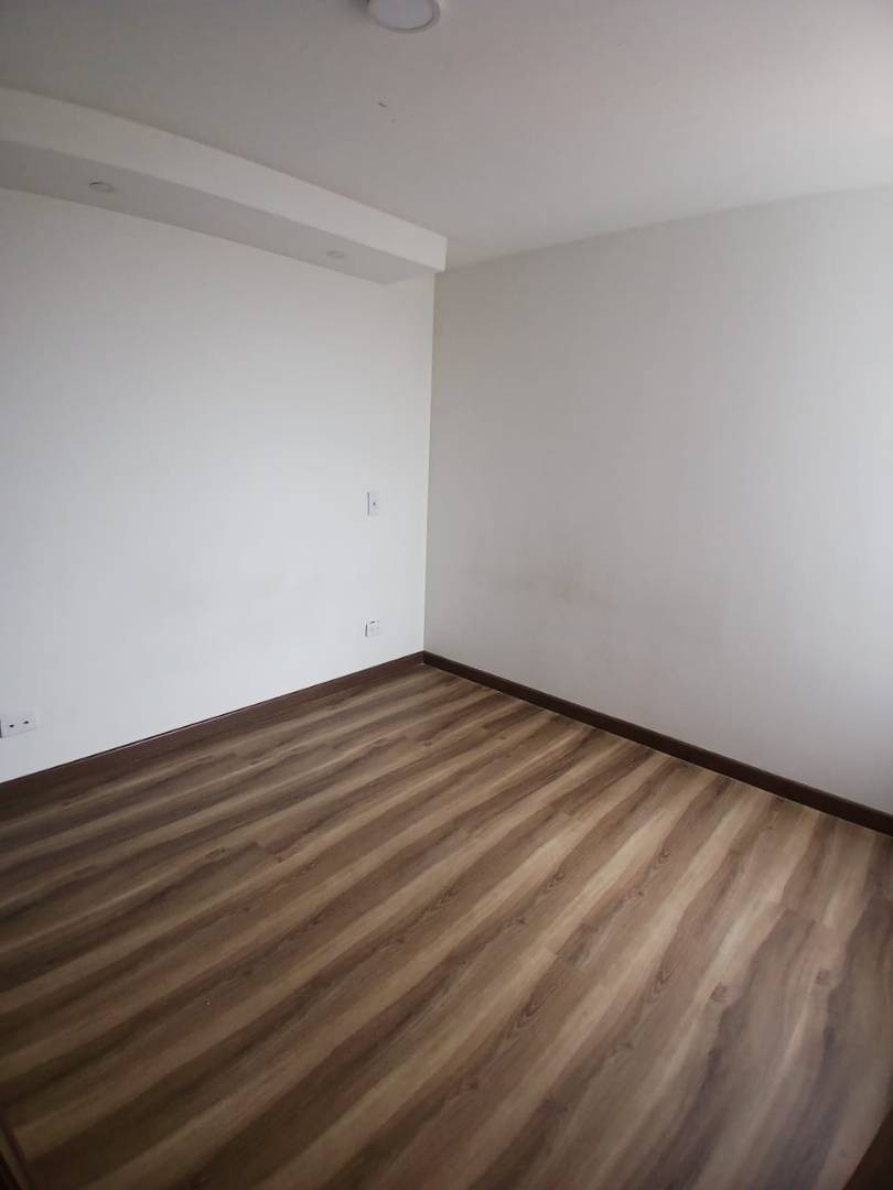 Apartamento en venta en Santa Lucia, Bogotá · foto 6 de 19