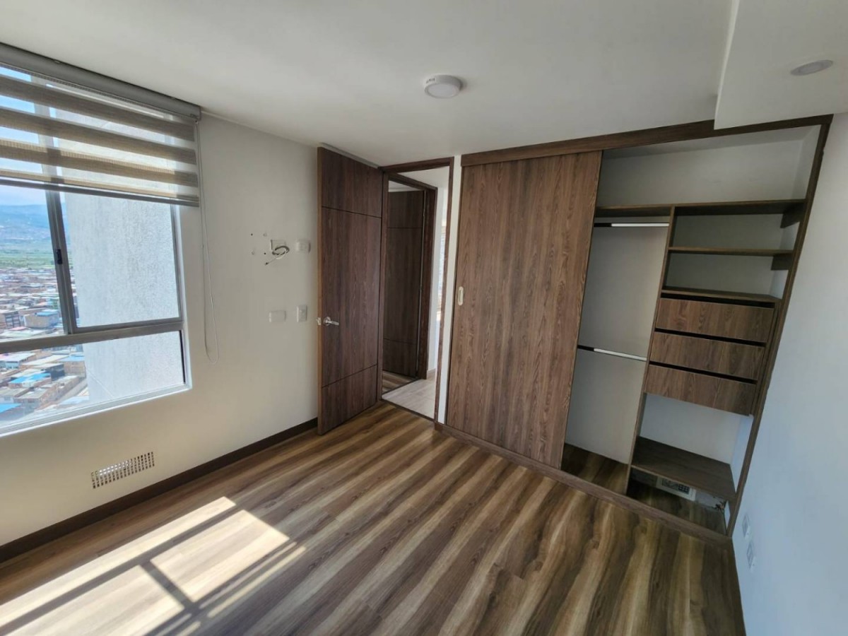 Apartamento en venta en Santa Lucia, Bogotá · foto 7 de 19