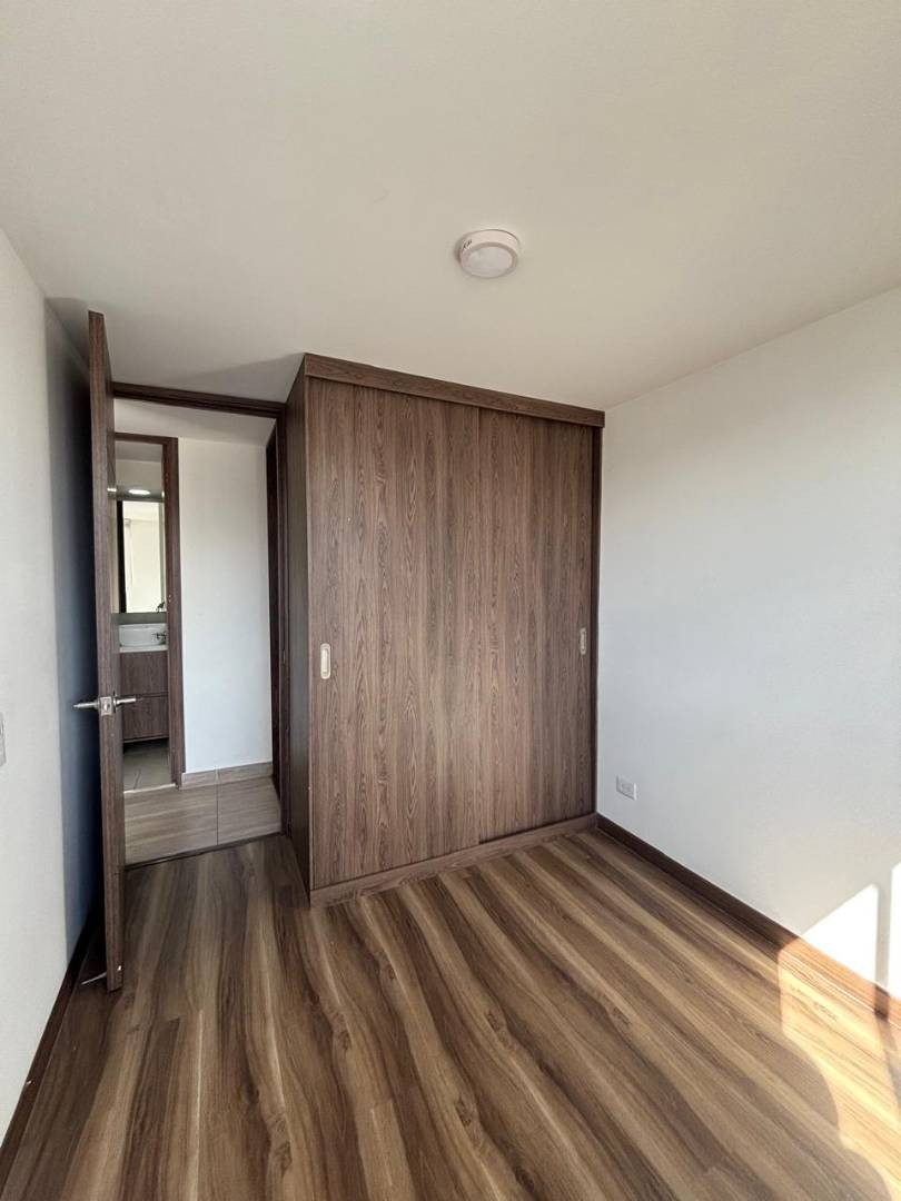 Apartamento en venta en Santa Lucia, Bogotá · foto 12 de 19